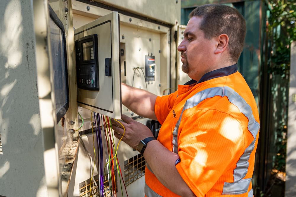 Finding The Right Generator Maintenance Services